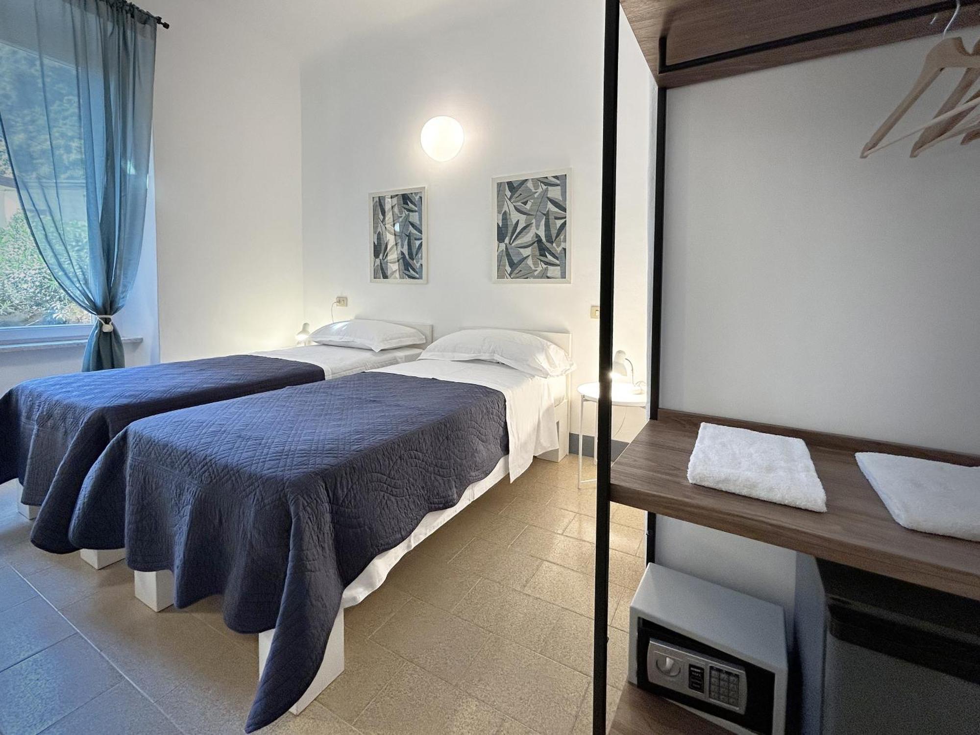 מונטרוסו אל מארה Hotel Meuble Agavi מראה חיצוני תמונה